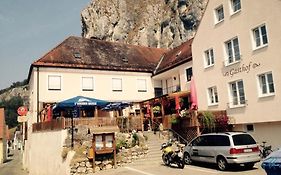 Gasthaus Felsenwastl
